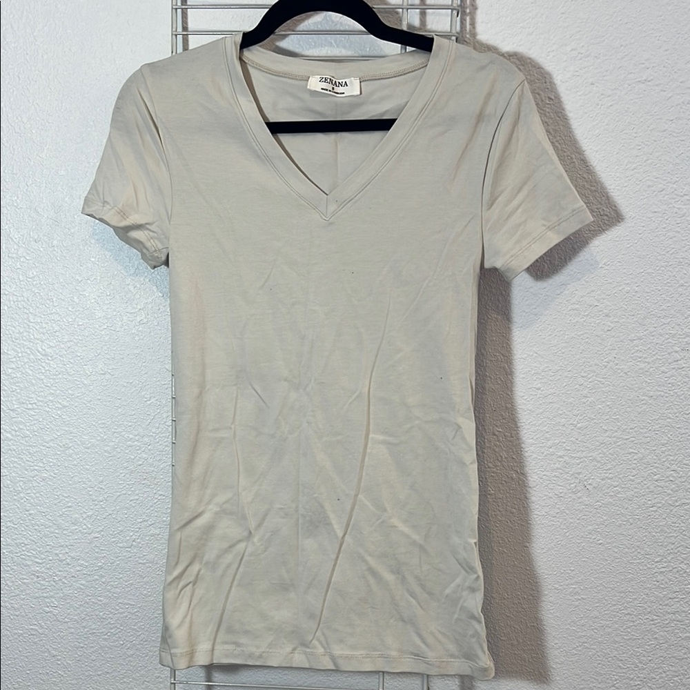 Zenana Outfitters Cream Fitted Short Sleeve Tee